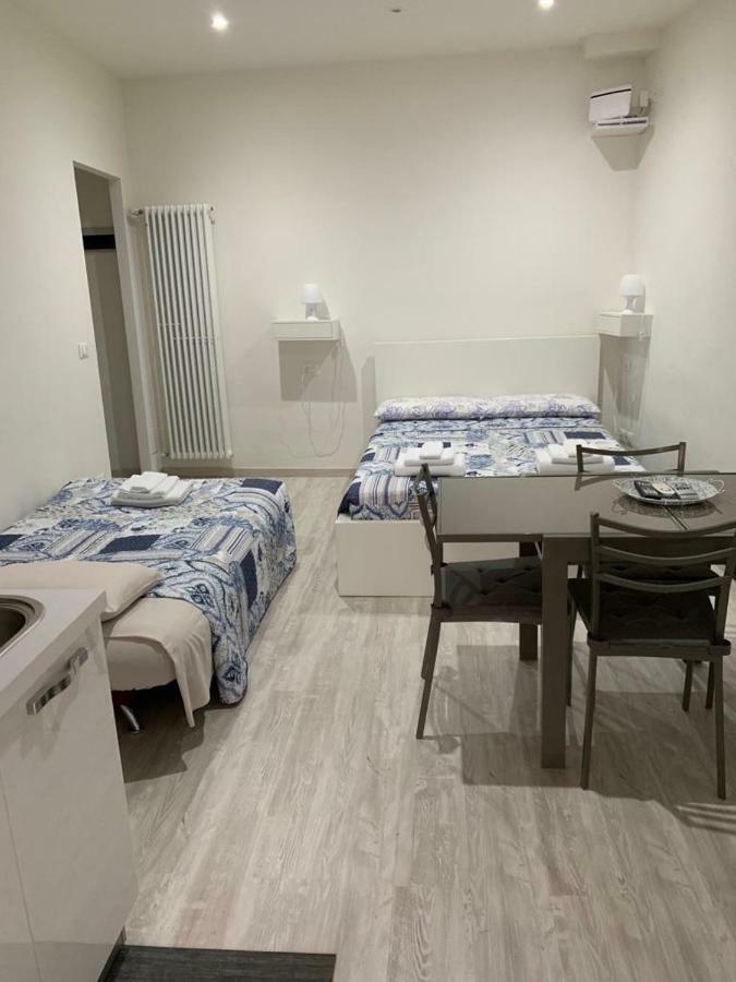 Monolocale Centro Storico Via Piella Villa Bologna Luaran gambar